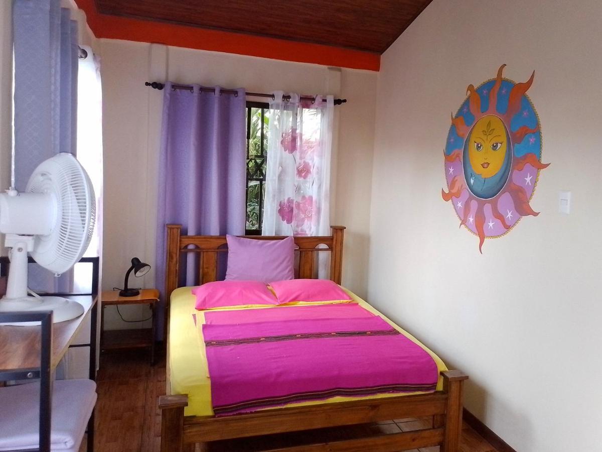 Casa Alegra Apartment Puerto Viejo de Talamanca ภายนอก รูปภาพ