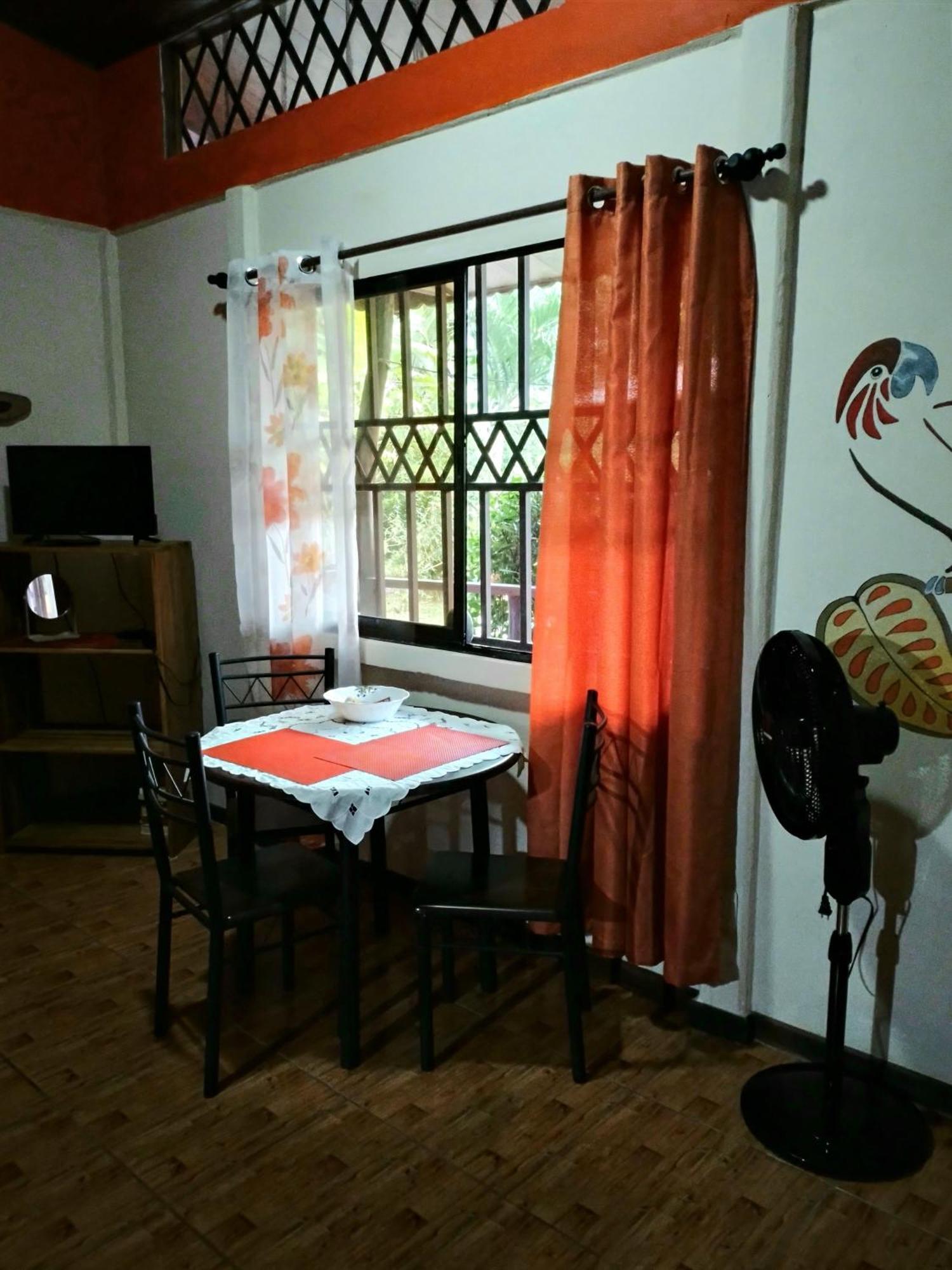 Casa Alegra Apartment Puerto Viejo de Talamanca ภายนอก รูปภาพ