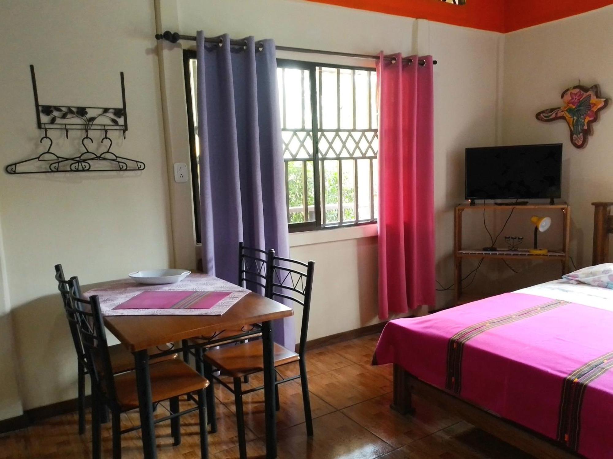 Casa Alegra Apartment Puerto Viejo de Talamanca ภายนอก รูปภาพ